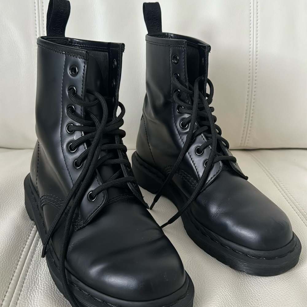 Doc Martins 1460 Mono Boot